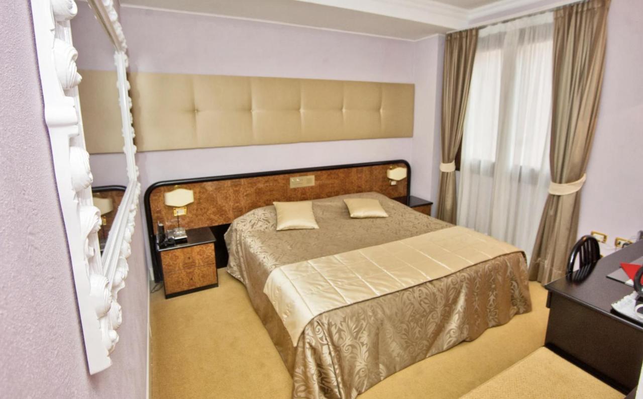 Hotel Villa Regina Margherita Rovigo Kültér fotó