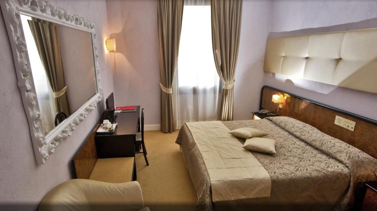 Hotel Villa Regina Margherita Rovigo Kültér fotó