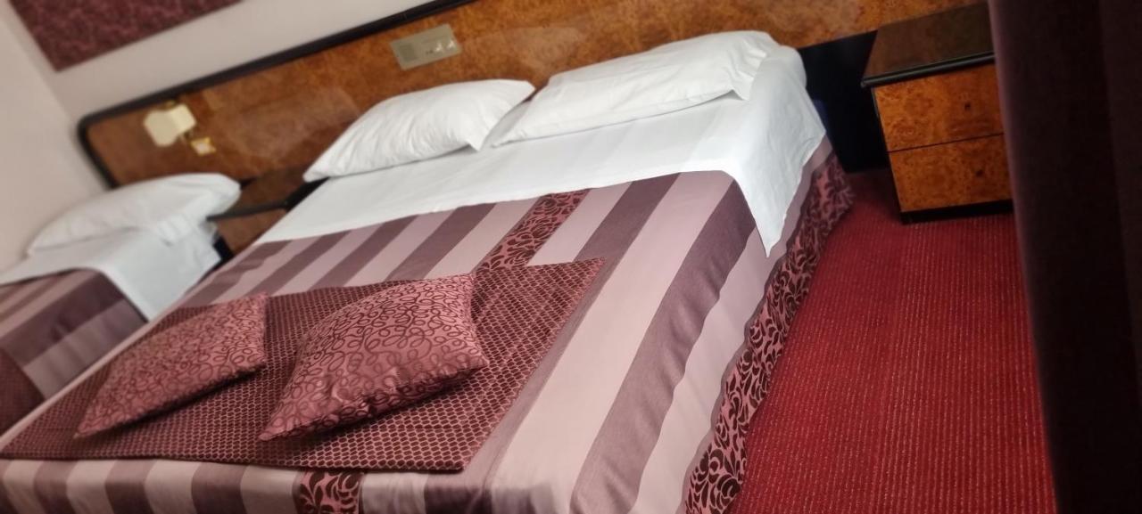 Hotel Villa Regina Margherita Rovigo Kültér fotó