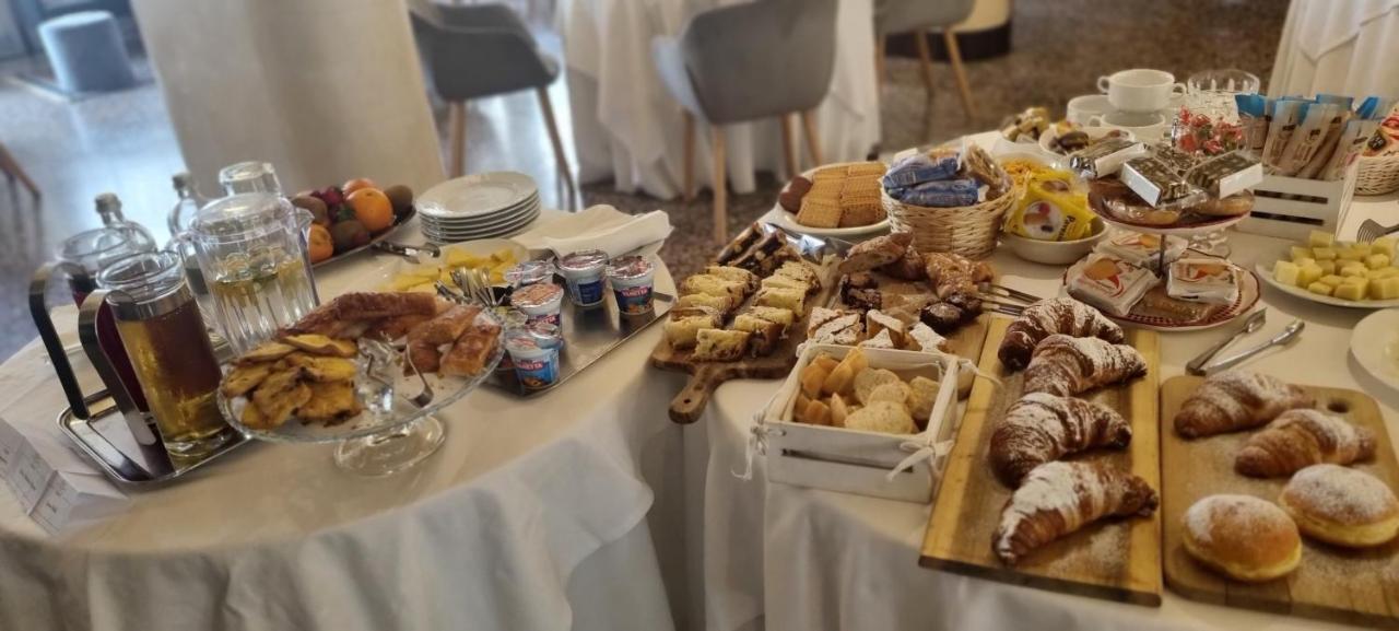 Hotel Villa Regina Margherita Rovigo Kültér fotó