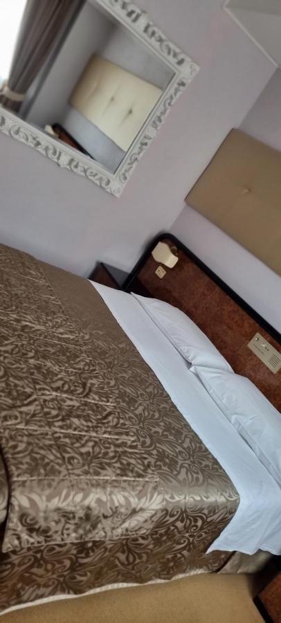 Hotel Villa Regina Margherita Rovigo Kültér fotó