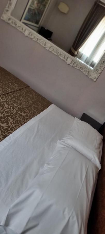 Hotel Villa Regina Margherita Rovigo Kültér fotó