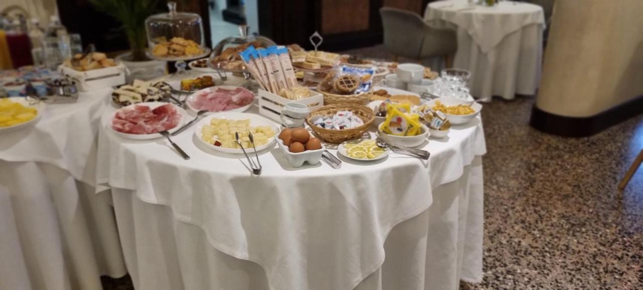 Hotel Villa Regina Margherita Rovigo Kültér fotó