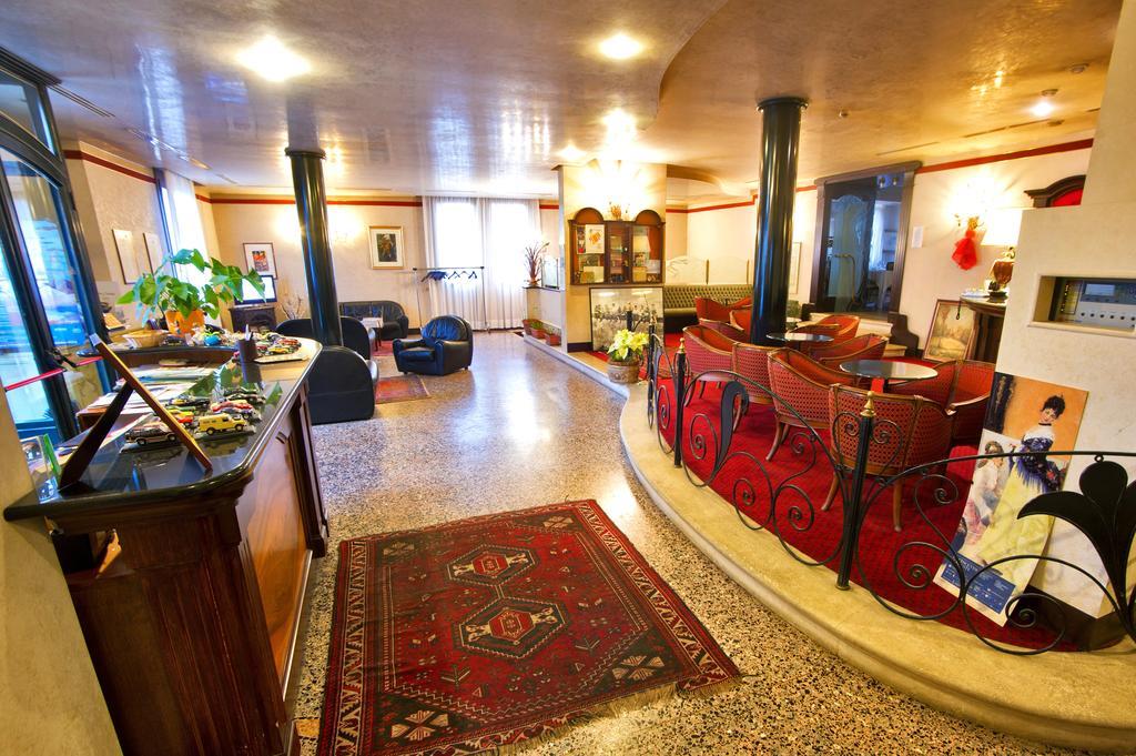 Hotel Villa Regina Margherita Rovigo Kültér fotó