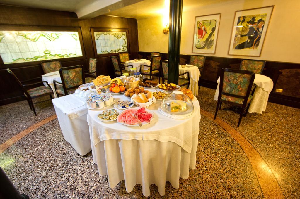 Hotel Villa Regina Margherita Rovigo Kültér fotó